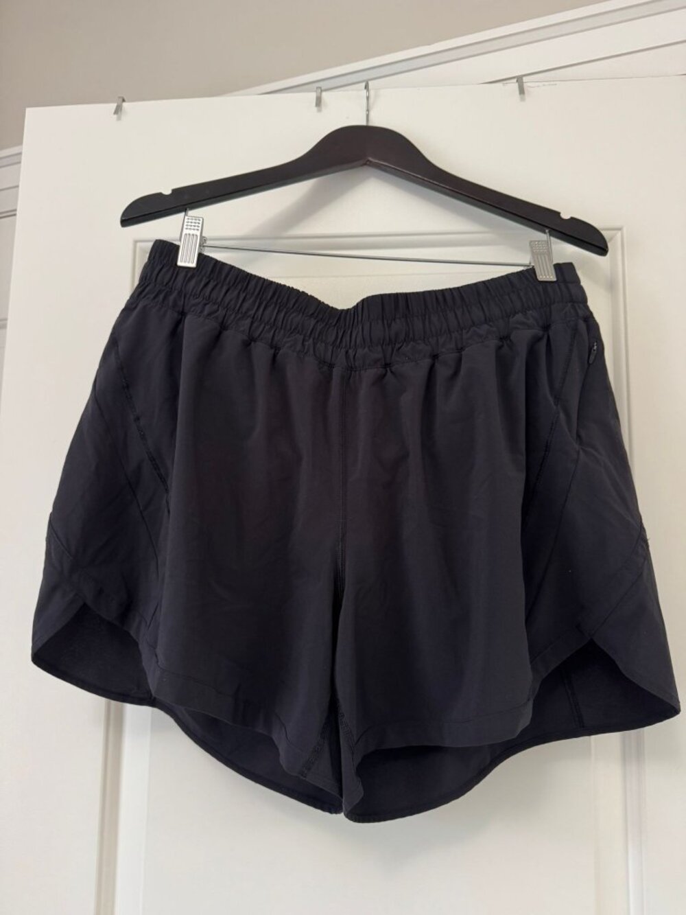 Lululemon Track That High-Rise Lined Short 5" - Size 14 - Black